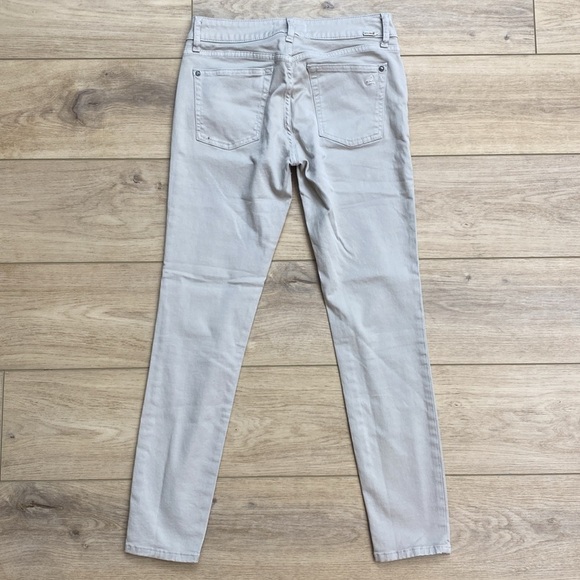 DL1961 | Margaux | Mid Rise Skinny - Picture 6 of 14